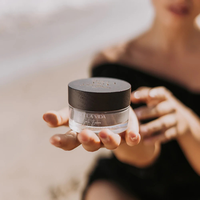 Bella Vida Blueberry Coco Charcoal Mask 藍莓可可竹炭面膜