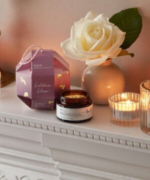 Evolve Beauty Golden Glow Bauble
